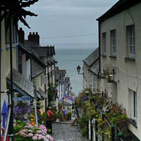 Buy canvas prints of Clovely Noth Devon by Les Schofield