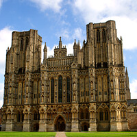 Buy canvas prints of Wells Cathedral Somerset  by Les Schofield