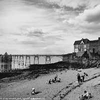 Buy canvas prints of Clevedon pier Somerset  by Les Schofield