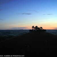 Buy canvas prints of Colmers Hill Sunrise by Les Schofield