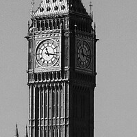 Buy canvas prints of Big Ben London  by Les Schofield