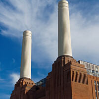 Buy canvas prints of Iconic London Landmark Battersea Power Station by Dudley Wood