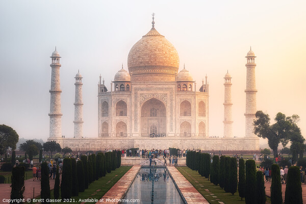 Taj Mahal Morning Mist Picture Board by Brett Gasser