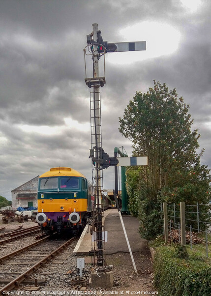 County of Essex MNR Platform Signal Picture Board by GJS Photography Artist
