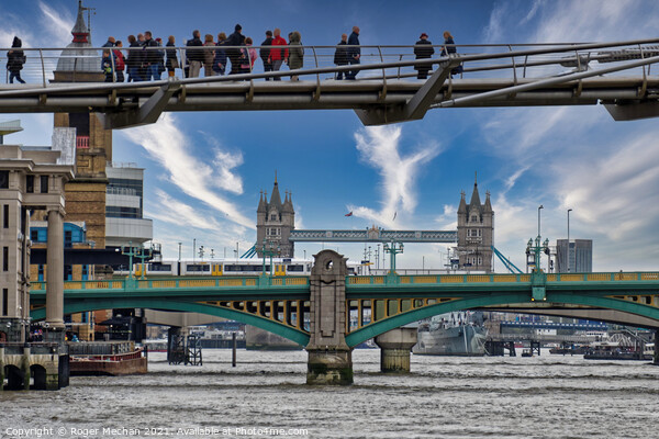 London's Iconic Triple Bridge View Picture Board by Roger Mechan