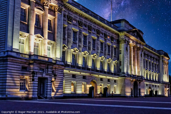Glowing Buckingham Palace Picture Board by Roger Mechan