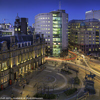 Buy canvas prints of Leeds City Centre Yorkshire by Giles Rocholl