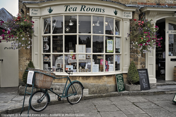 Tea Room UK Canvas Print by Raymond Evans