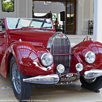 Buy canvas prints of Bugatti type 57 by Raymond Evans