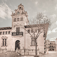 Buy canvas prints of Ajuntament d’Alcúdia, Casa Consistoral  by Alex Winter