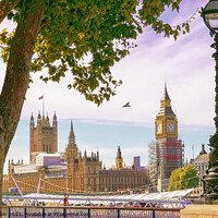 Buy canvas prints of Big Ben and the Houses of Parliament  by Fiona Etkin