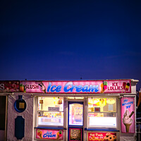 Buy canvas prints of Ice Cream, Broadstairs by Simon Connellan