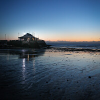 Buy canvas prints of Sunrise, Viking Bay, Broadstairs by Simon Connellan