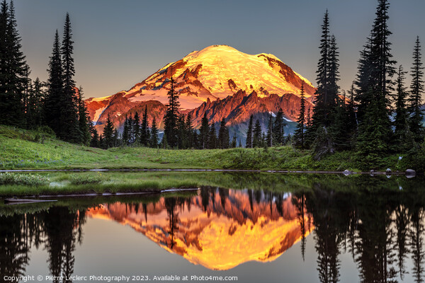 Glowing Crown, Mount Rainier Majestic Sunset Picture Board by Pierre Leclerc Photography
