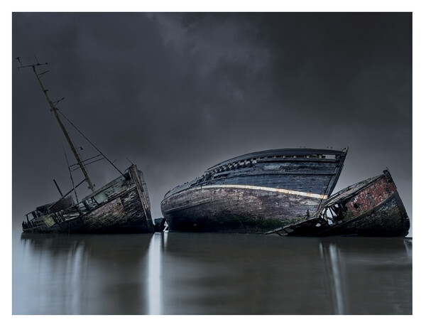 Boat Wrecks at Pinmill Suffolk  Picture Board by johnny weaver