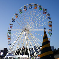 Buy canvas prints of The Bournemouth Observation Wheel by Geoff Stoner
