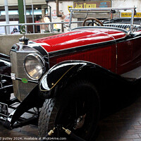 Buy canvas prints of 1928 Mercedes-Benz Model 36/220  by Ray Putley