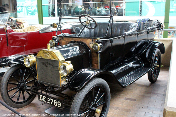 1914 Ford Model T at Beaulieu Motor Museum. Picture Board by Ray Putley