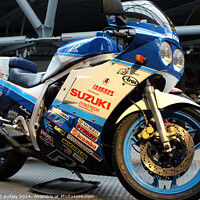 Buy canvas prints of Suzuki GSXR750  by Ray Putley