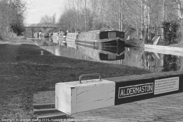 Aldermaston Lock on the Kennet and Avon Canal Picture Board by Stephen Young