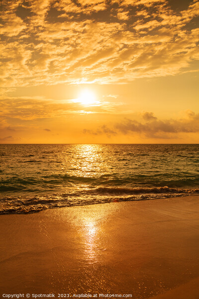 Sunset reflecting on ocean at tourist destination Bahamas Picture Board by Spotmatik 