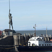 Buy canvas prints of Damien Hirst's Verity Statue at Ilfracombe Harbour by Stephen Thomas Photography 