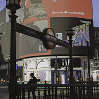 Buy canvas prints of Piccadilly circus  by Benjamin Brewty