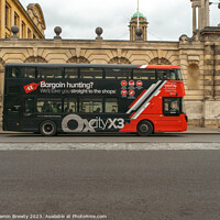 Buy canvas prints of Oxford Bus by Benjamin Brewty