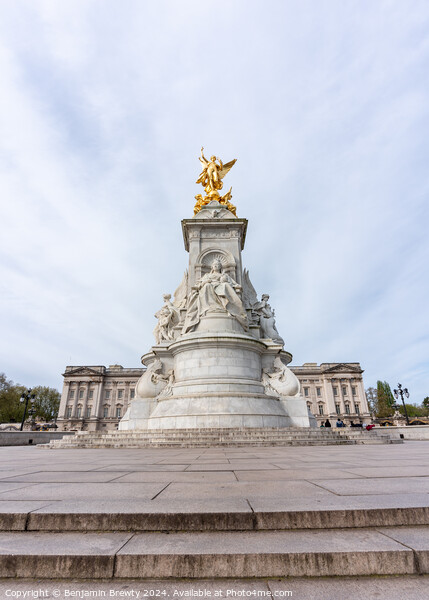 Victoria Memorial, London Picture Board by Benjamin Brewty