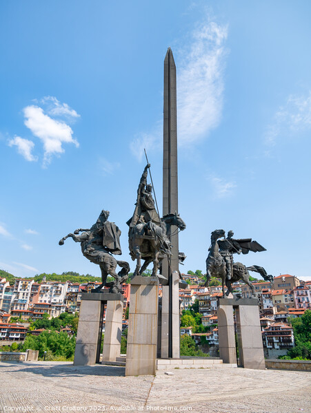 Monument to the Assen Dynasty in Veliko Tarnovo, Bulgaria Picture Board by Cristi Croitoru