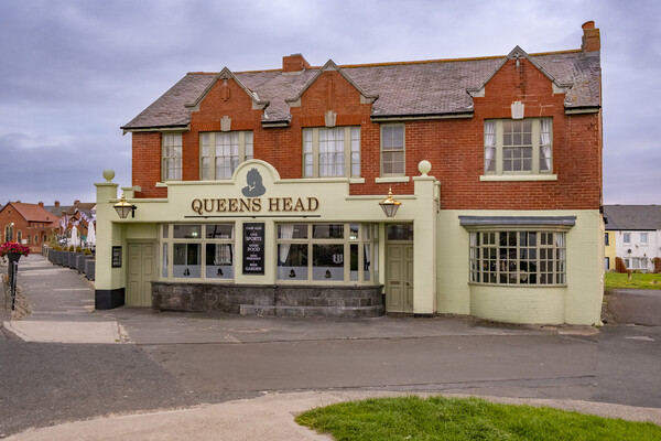 Queens Head Cullercoats Picture Board by Steve Smith