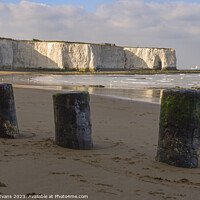Buy canvas prints of Kingsgate Bay Sands by Darrell Evans