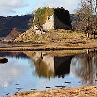 Buy canvas prints of Lachlan Castle, Loch Fyne by Dave Menzies