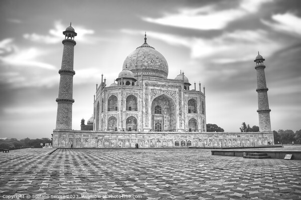 Majestic Taj Mahal. Agra, Uttar Pradesh, India Picture Board by Stefano Senise