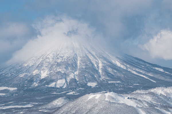 Mt Yotei Midwinter Picture Board by Alex Fukuda