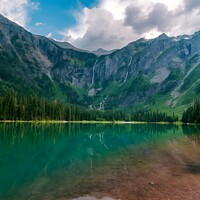 mountain scenery with transparent lake water