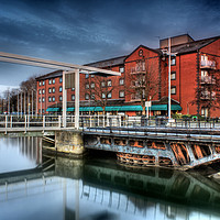 Buy canvas prints of Holiday Inn Hull by Martin Parkinson