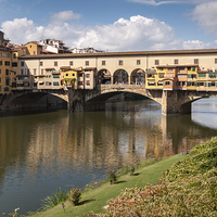 Buy canvas prints of Ponte Vecchio by Stephen Mole
