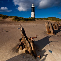 Buy canvas prints of Spurn Point Lighthouse by Martin Appleby