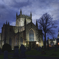 Buy canvas prints of Dunfermline Abbey at night by Andrew Beveridge