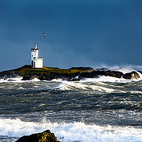 Buy canvas prints of Elie Lighthouse by Andrew Beveridge