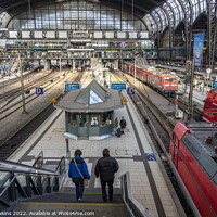Buy canvas prints of Hamburg Hauptbahnhof by Rob Hawkins