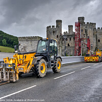 Buy canvas prints of Conwy Castle Construction  by Rob Hawkins