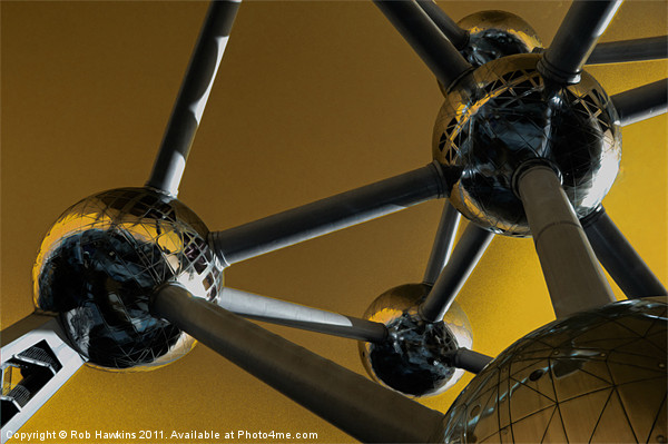 Atomium Picture Board by Rob Hawkins
