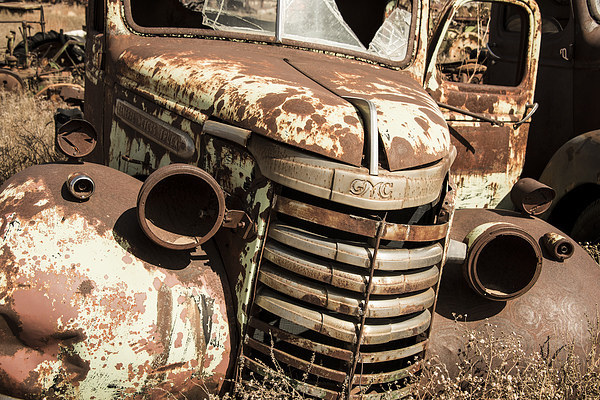 Rusted Pickup Picture Board by Rob Hawkins
