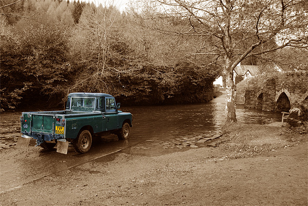 Landrover v The ford...! Picture Board by Rob Hawkins