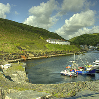 Buy canvas prints of  Boscastle Harbour  by Rob Hawkins