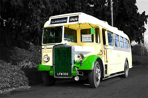Vintage Bus Picture Board by Rob Hawkins