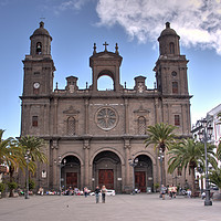 Buy canvas prints of Las Palmas Cathedral by Rob Hawkins