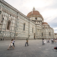Buy canvas prints of Florence Cathedral  by Rob Hawkins